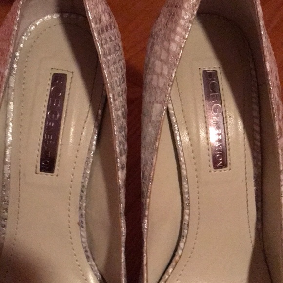 BCBG heels - Picture 4 of 6